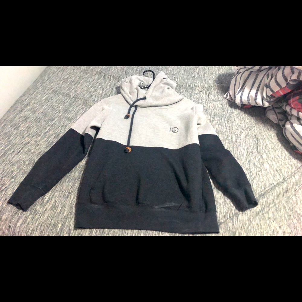 10 Tree Hoodie